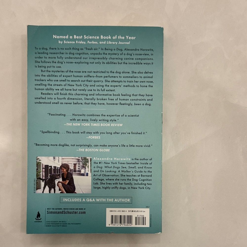 Being a Dog by Alexandra Horowitz - Hardcover - Picture 2 of 4